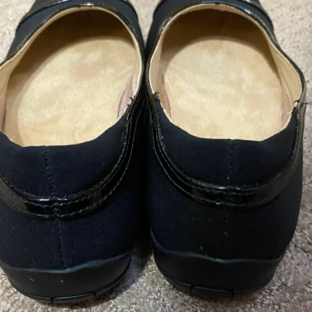 Life Stride Women's Black 8.5M Ballet Flats with Glossy Trim Wedding Guest